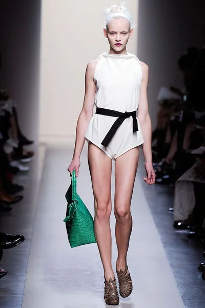 Look 23